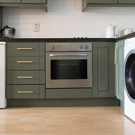 Apartman By The Sea Salthill - Entire *