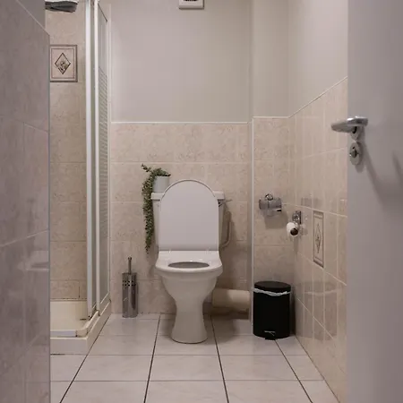 By The Sea Salthill - Entire