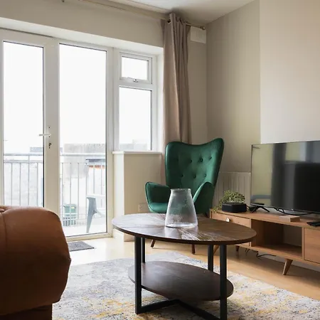 Apartment By The Sea Salthill - Entire