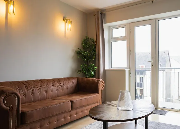 By The Sea Salthill - Entire *