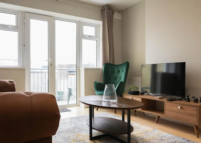 By The Sea Salthill - Entire